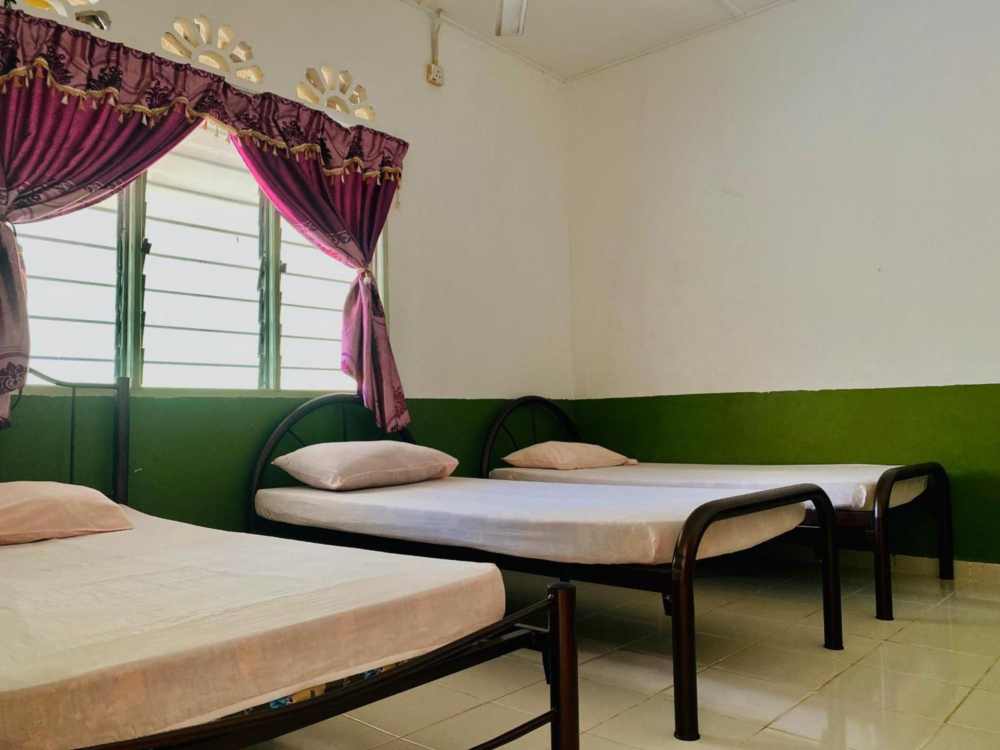 קואלה טהאן Delimah Guesthouse מראה חיצוני תמונה