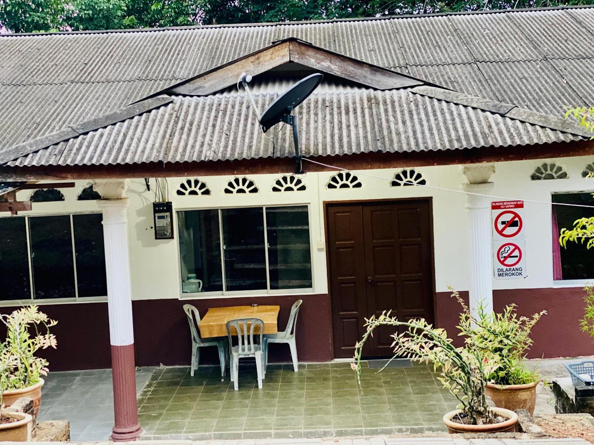 קואלה טהאן Delimah Guesthouse מראה חיצוני תמונה